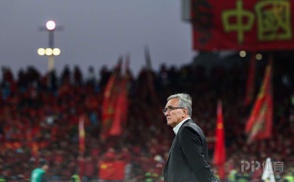 传奇球星吉,格斯揭秘,年巴萨瞄准,必赢电子官方入口,必赢电子入口,必赢电子共享联赛,必赢电子官方网站,必赢电子官方网站